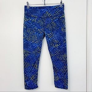 Fabletics Workout Capri Leggings S Blue Green Pattern